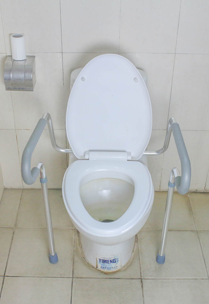 MU-2010 Aluminum Toilet Safety Frame with Padded Arms